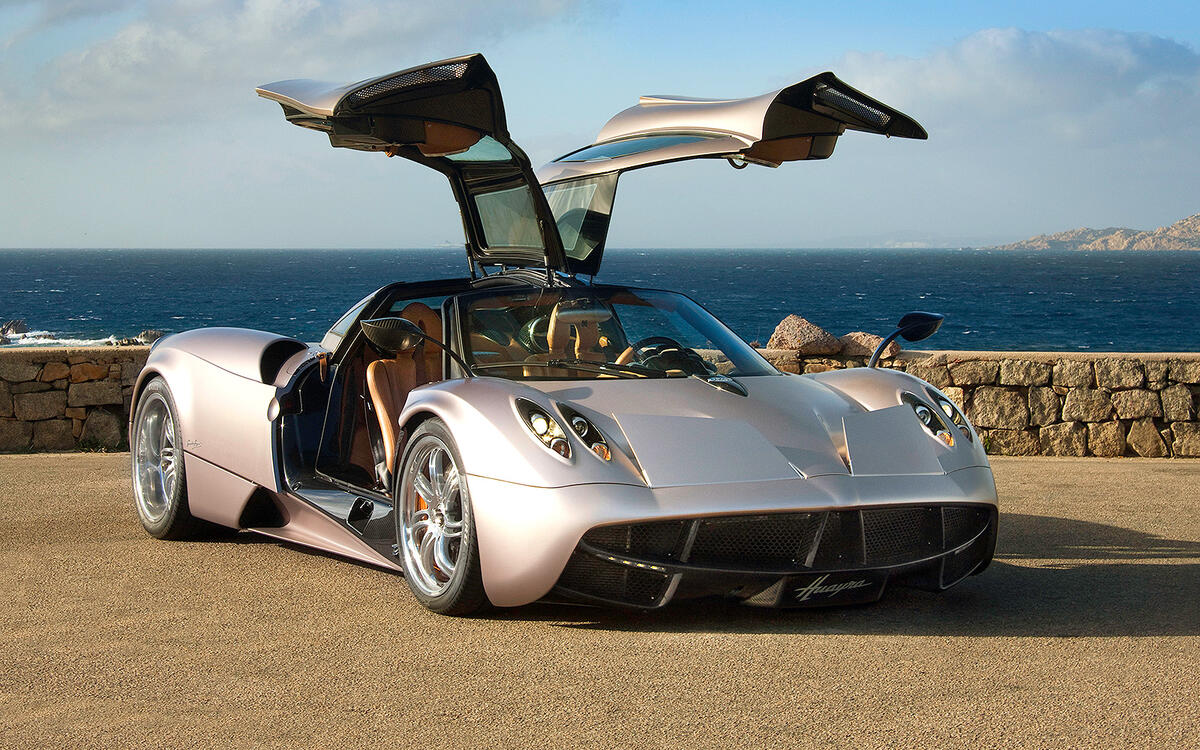 Pagani Huayra (2012)