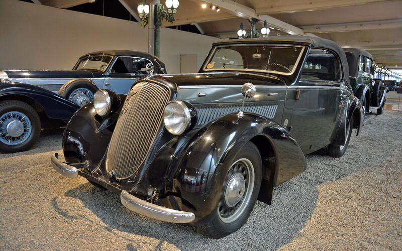 Steyr Type 220 Cabriolet (1938)