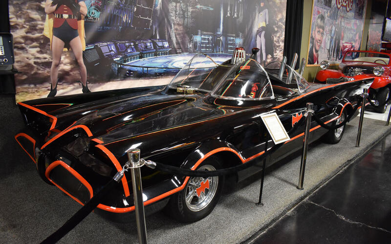 TV Series Batmobile (1966) TV Series Batmobile (1966)