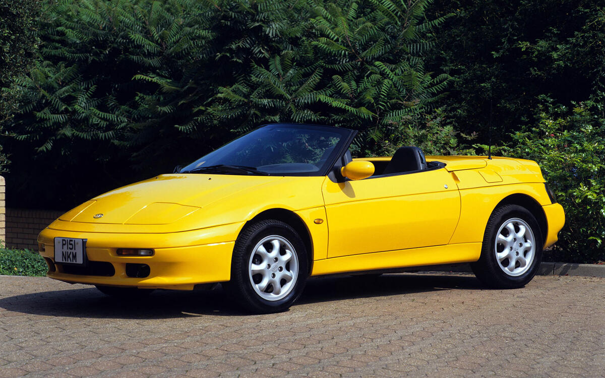 Lotus Elan (1995) – 2 models Lotus Elan (1995) – 2 models