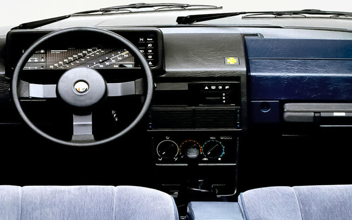 Alfa Romeo 90 (1984)