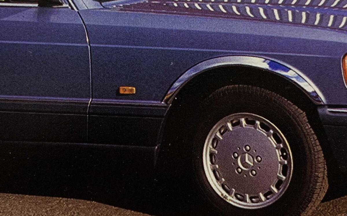 Chrome arch trims Chrome arch trims