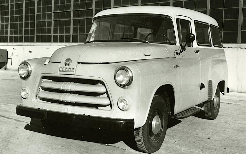 Dodge: Town Wagon