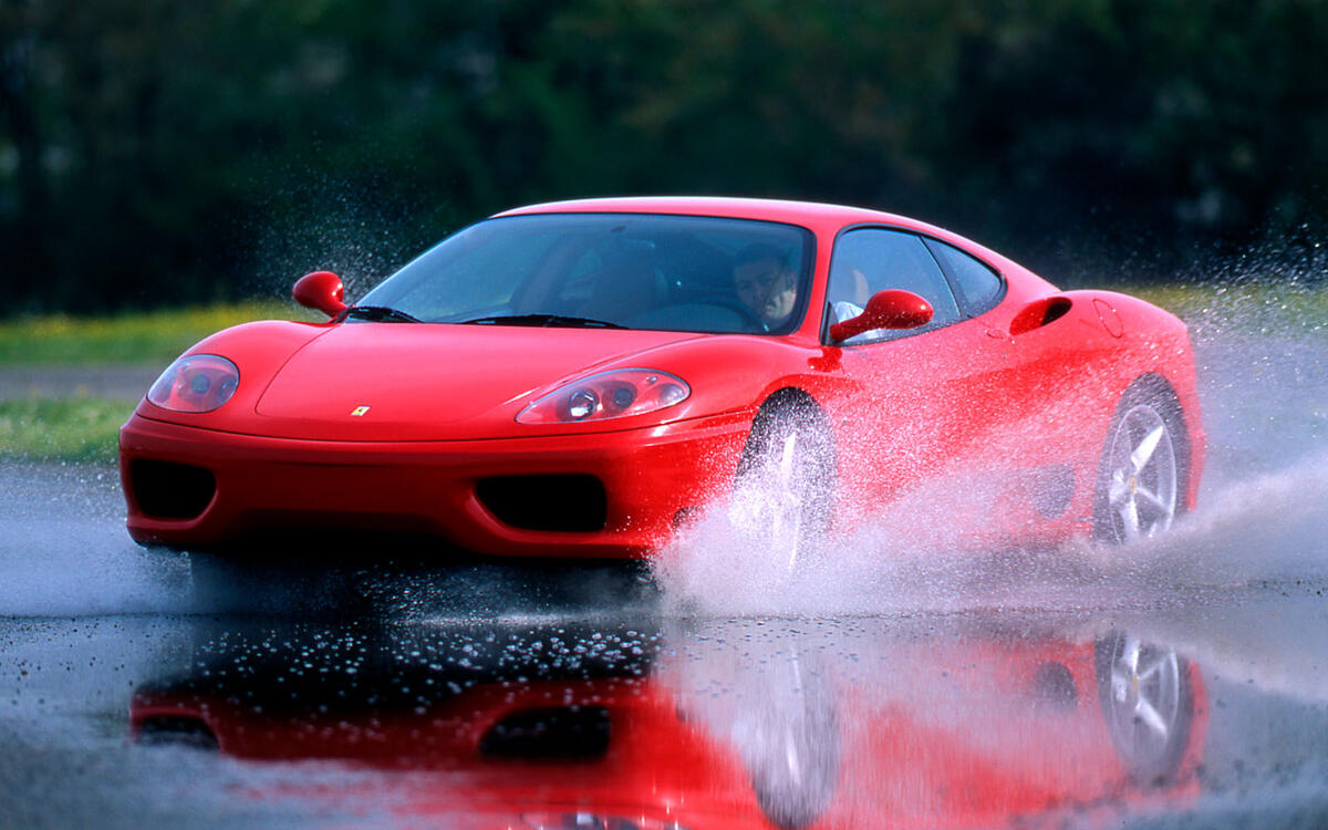 Ferrari 360 Modena (£55,000-£115,000) Ferrari 360 Modena (£55,000-£115,000)