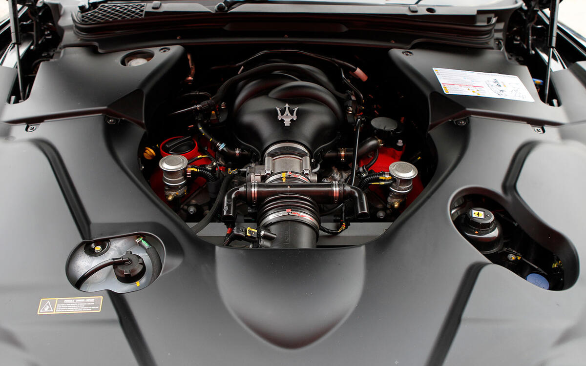 MASERATI GRANTURISMO MASERATI GRANTURISMO