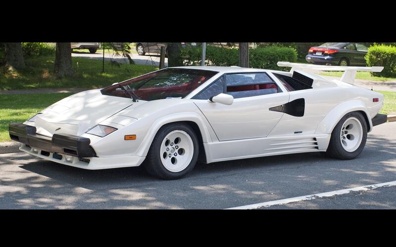 Lamborghini Countach Quattrovalvole (1985)