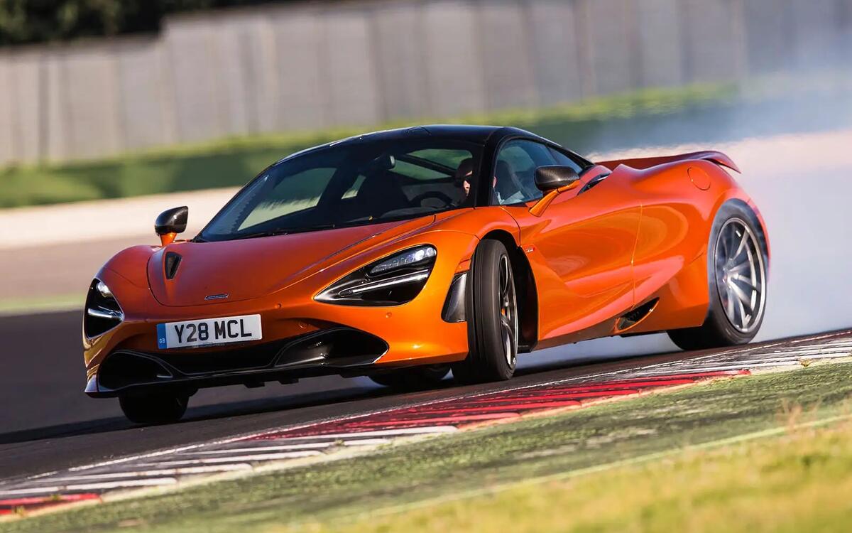 McLaren 720S McLaren 720S