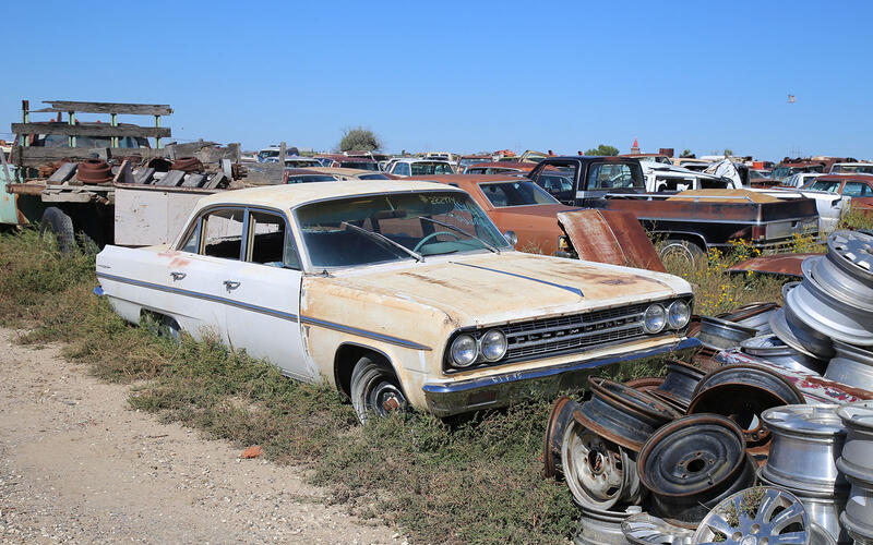 OLDSMOBILE F85 - 1963