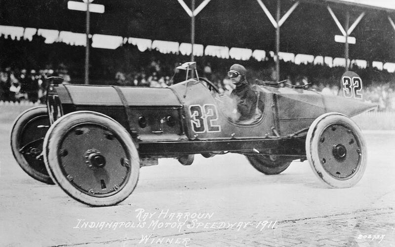 The first Indianapolis 500 winner invented the rear-view mirror - FICTION 