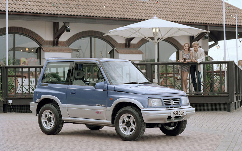 Suzuki Vitara (from £1000) Suzuki Vitara (from £1000)