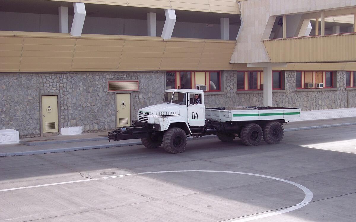 Turkmenistan: $0.429