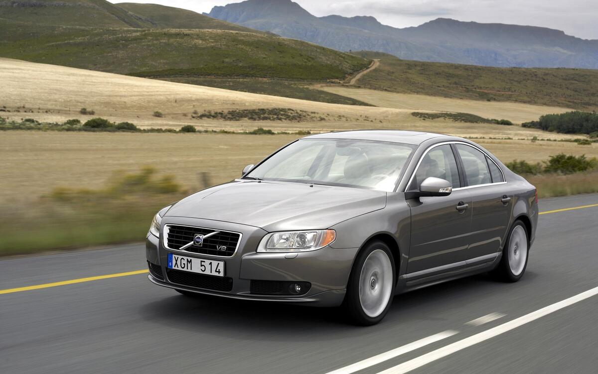 Volvo S80 V8 – 81 Volvo S80 V8 – 81
