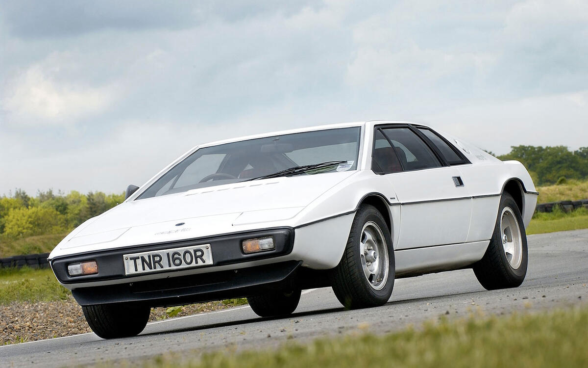 Lotus Esprit (1976)