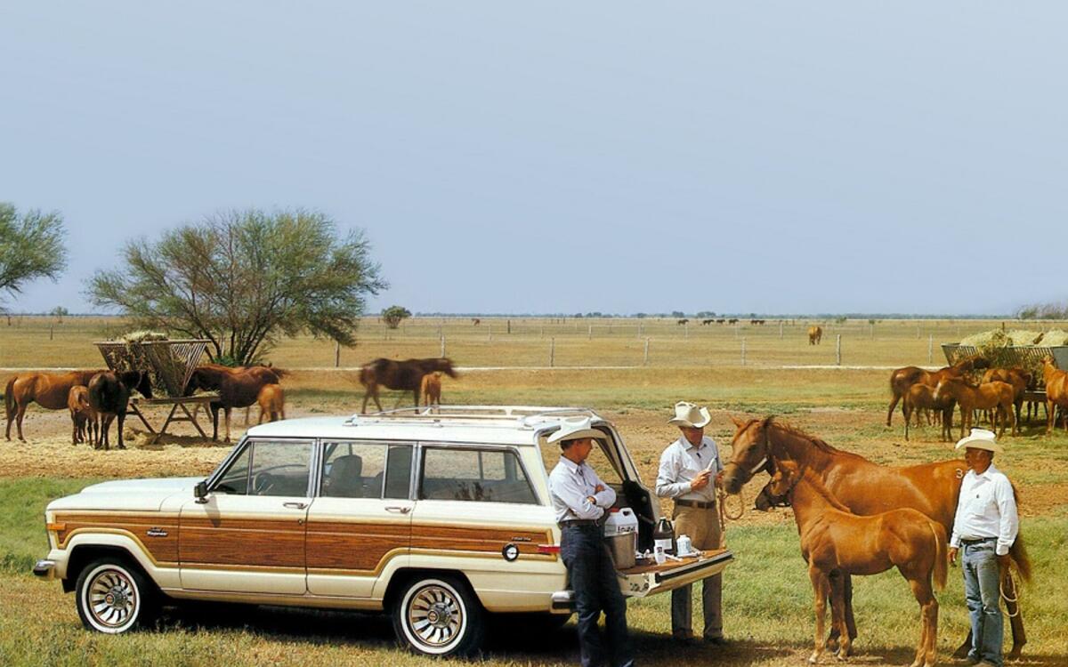 The end of the original Grand Wagoneer (1991) The end of the original Grand Wagoneer (1991)