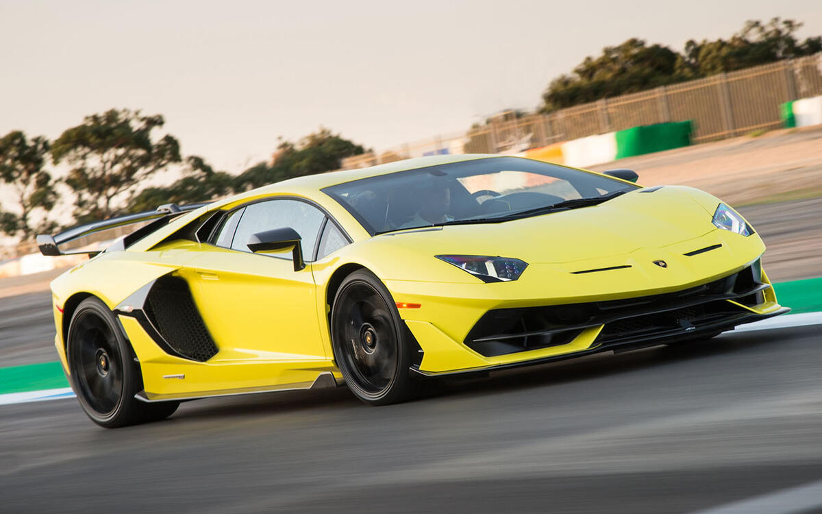 Lamborghini Aventador SVJ (40.8m) Lamborghini Aventador SVJ (40.8m)