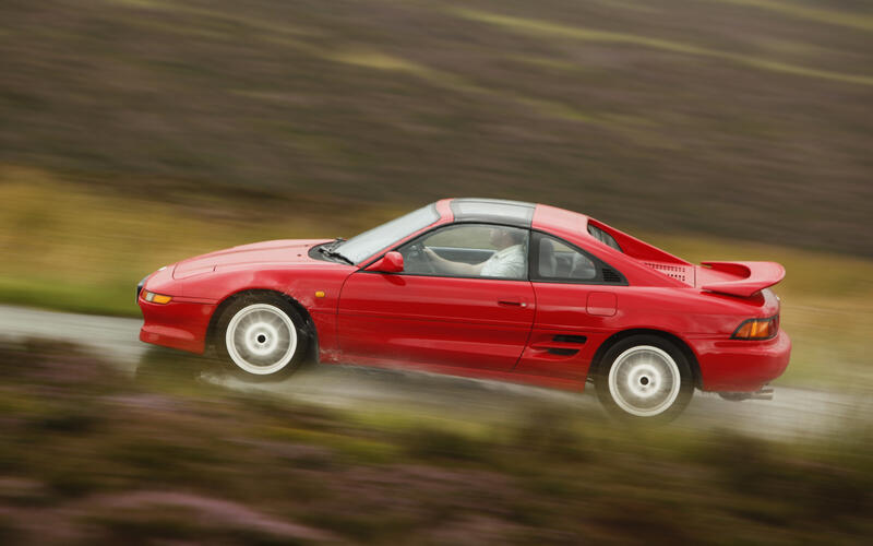 Toyota MR2 (SW20) Toyota MR2 (SW20)