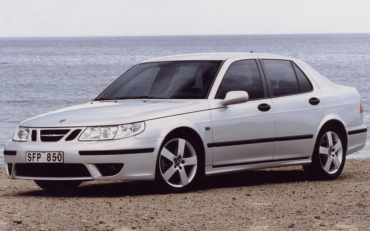 Saab 9-5 (from £1500)