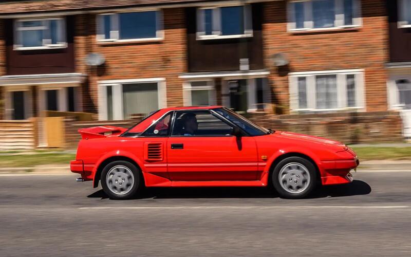 Toyota MR2