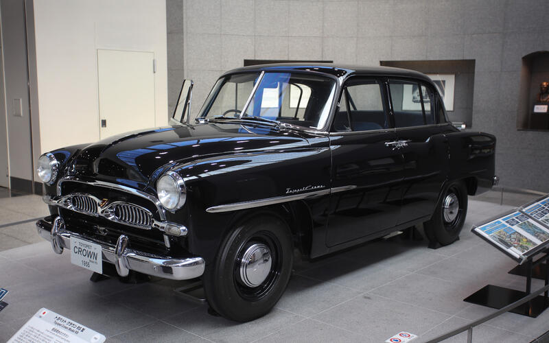 Toyopet Crown RS (1955)