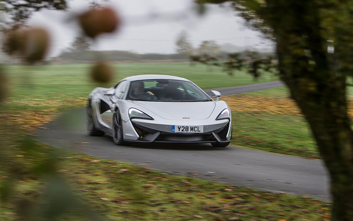 McLaren 540C McLaren 540C