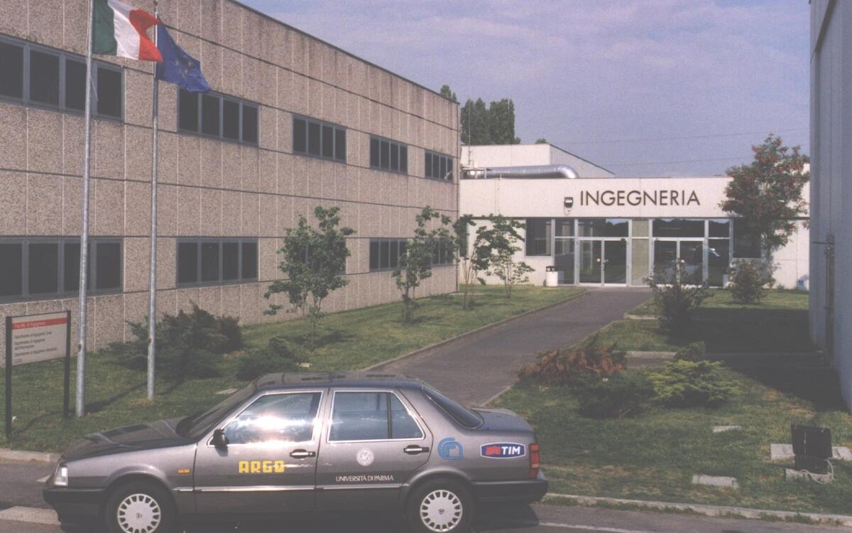 The autonomous Lancia (1996) The autonomous Lancia (1996)