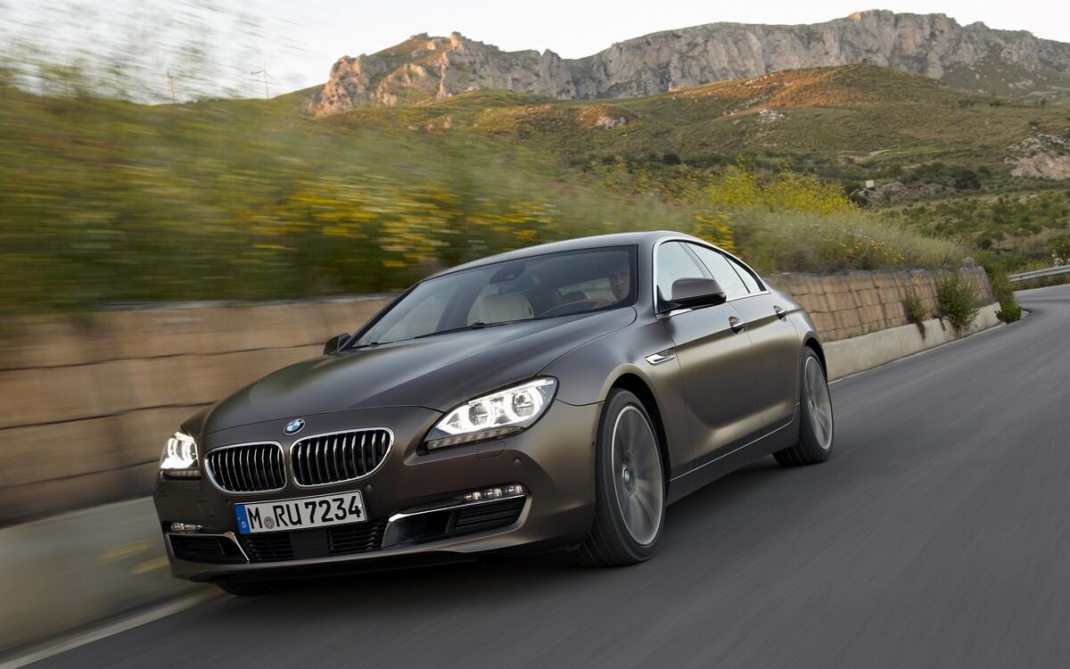 BMW 6 Series Gran Coupe (2012)	 BMW 6 Series Gran Coupe (2012)