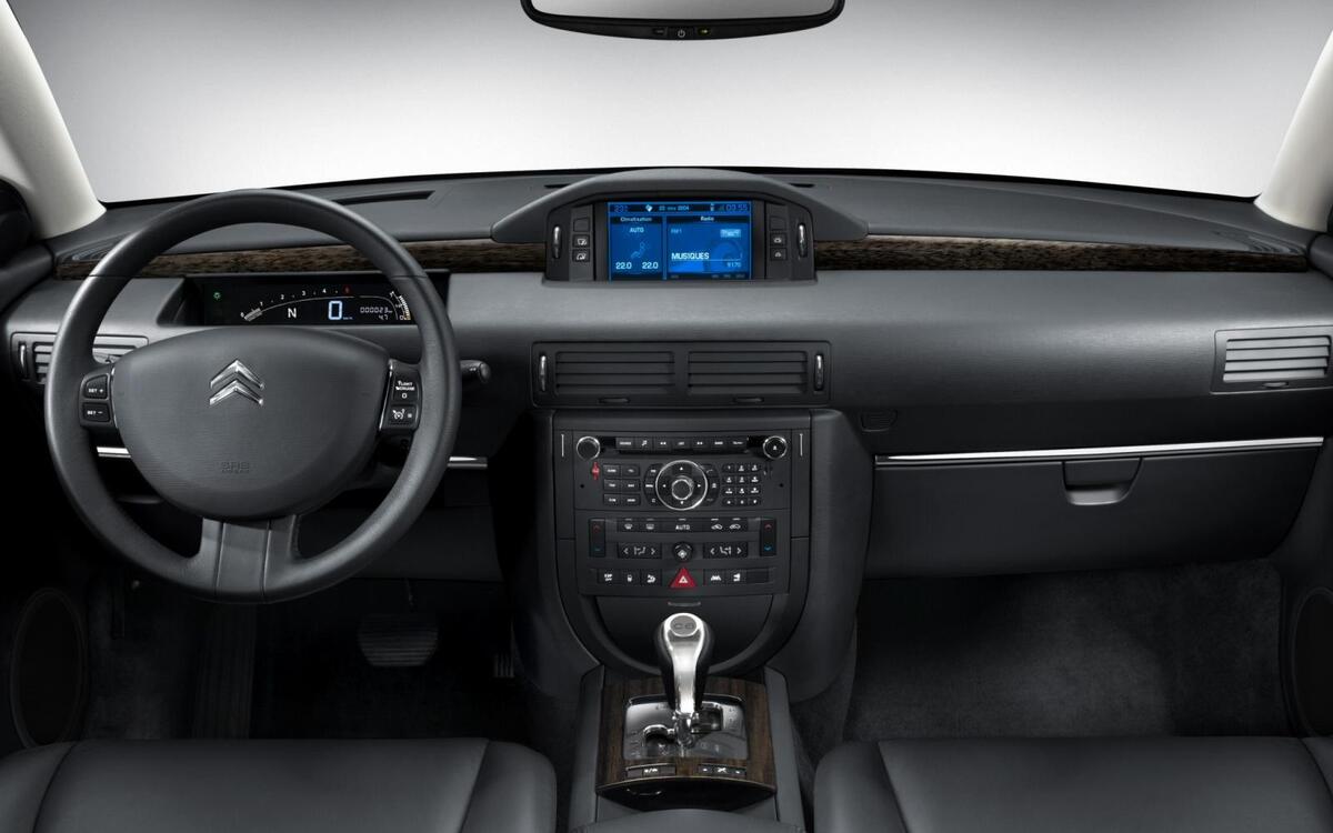 Citroën C6 (2005-2012) - interior