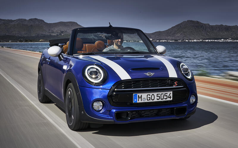 Mini Convertible: 4.5 out of 5 Mini Convertible: 4.5 out of 5