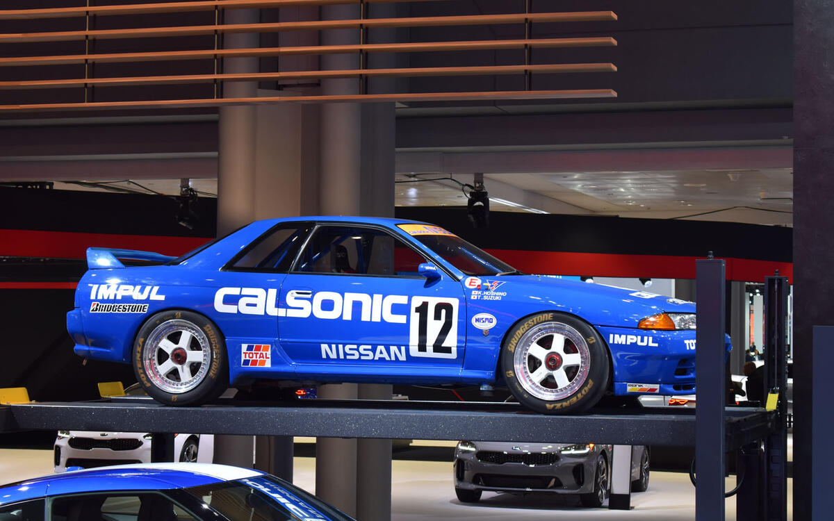 Nissan Skyline R Calsonic (1990)