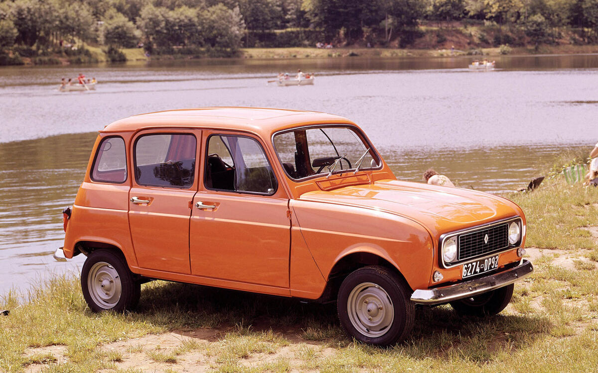 Renault 4 (1961-1994) – 33 YEARS Renault 4 (1961-1994) – 33 YEARS