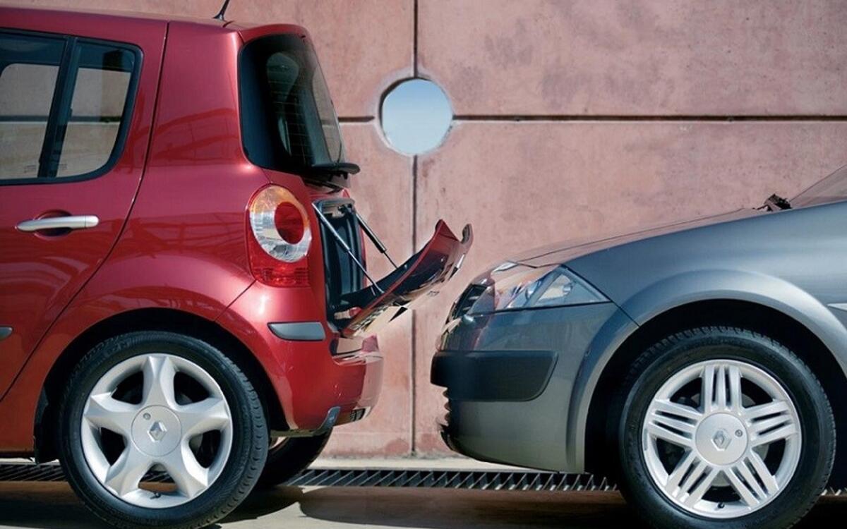 Renault’s boot chute (2004) Renault’s boot chute (2004)