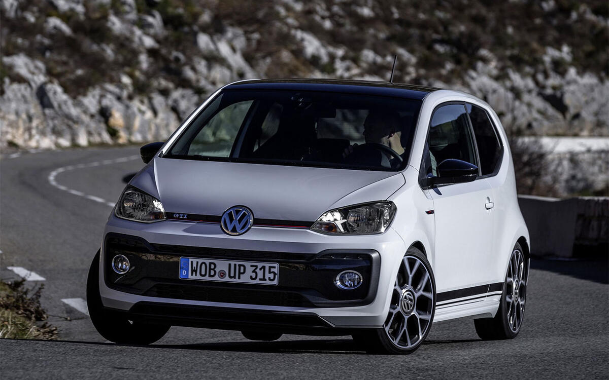 5: Volkswagen – 12 recalls affecting 16 models