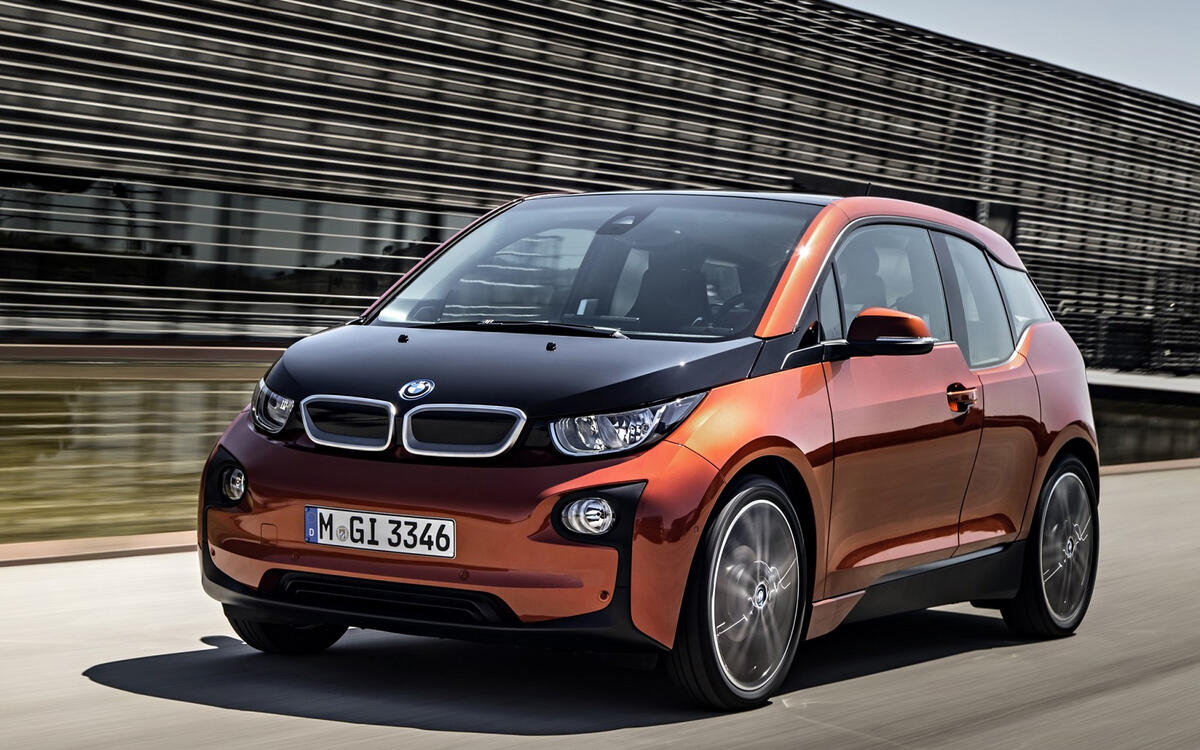 BMW i3 (2013) BMW i3 (2013)