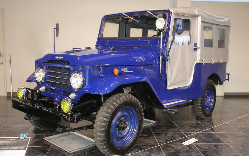 Toyota FJ25L (1955)