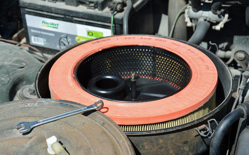 The wrong way: not keeping maintenance records The wrong way: not keeping maintenance records