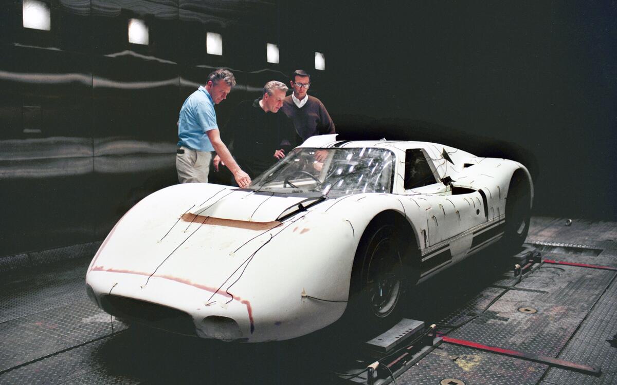 Ford extends its streak Ford extends its streak