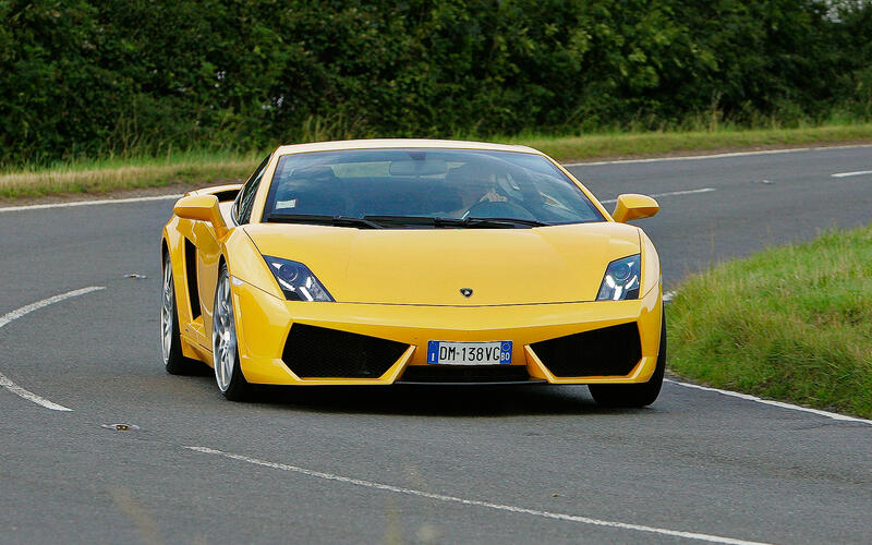 Lamborghini Gallardo (2003) Lamborghini Gallardo (2003)