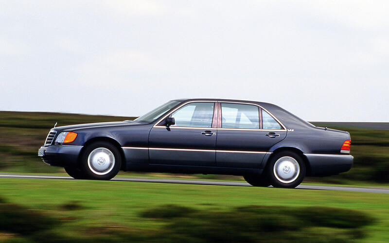 33: Mercedes-BenzS-Class(W140)