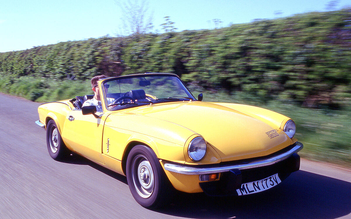 Triumph Spitfire (309,340) Triumph Spitfire (309,340)