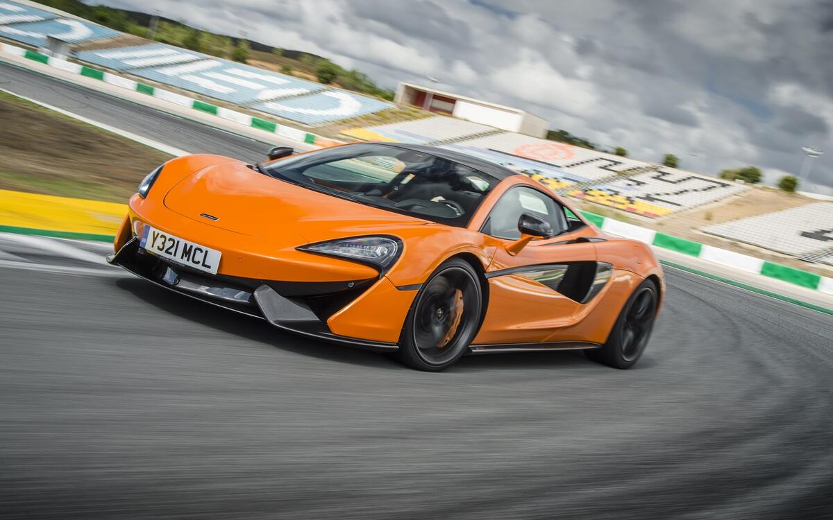 The 570S (2015)