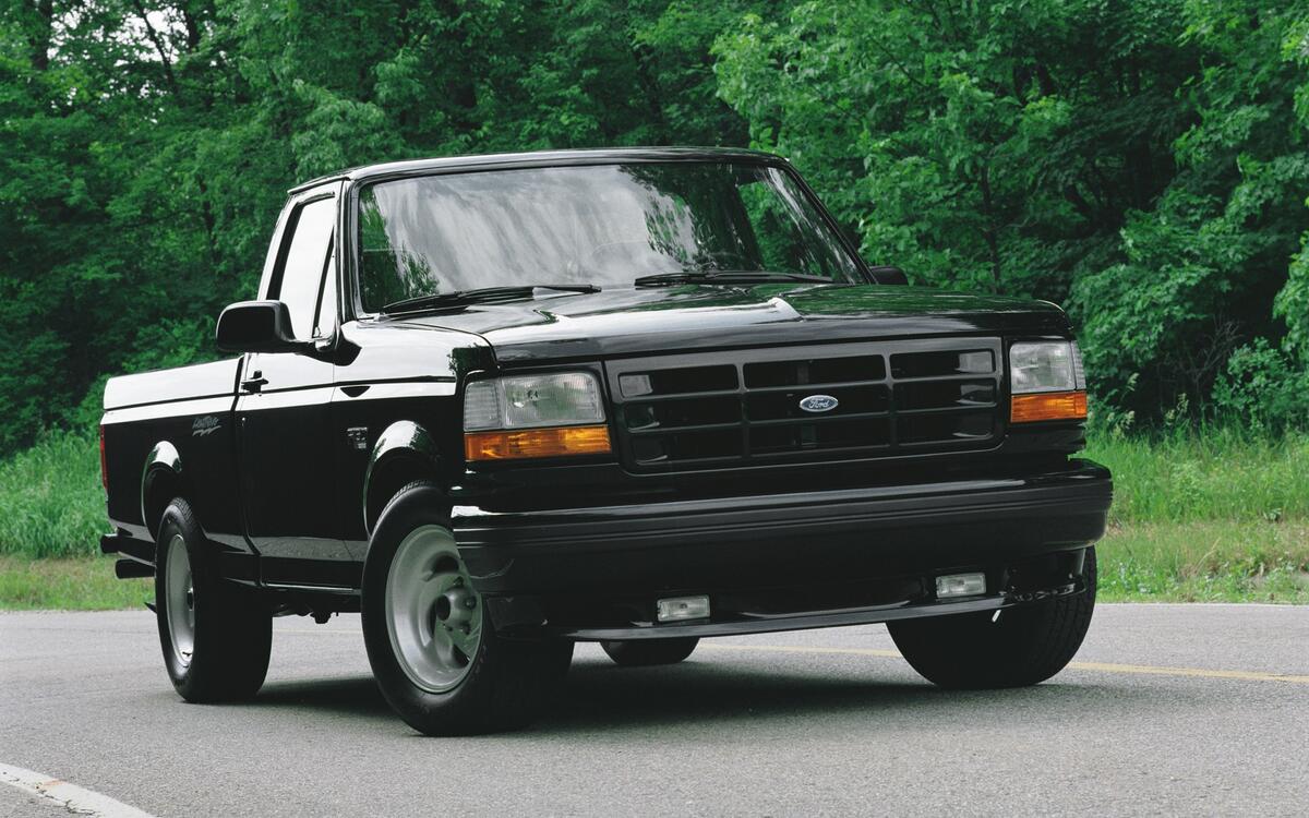 The first-generation SVT Lightning (1992) The first-generation SVT Lightning (1992)