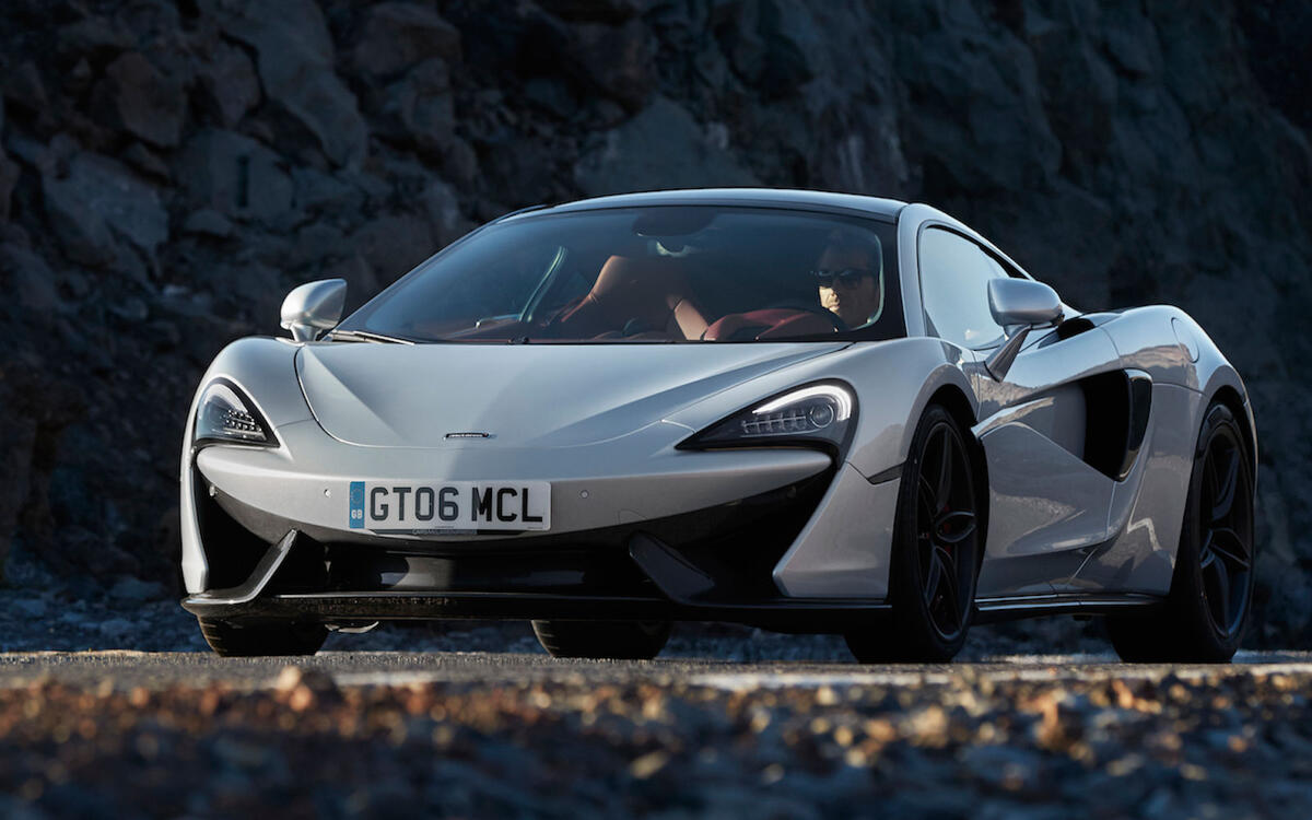 McLaren 570 GT McLaren 570 GT