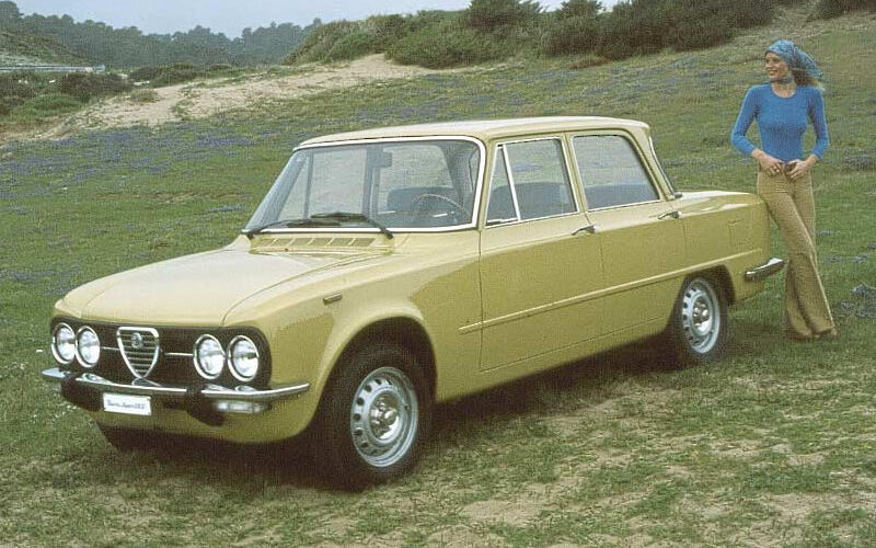 Giulia saloons