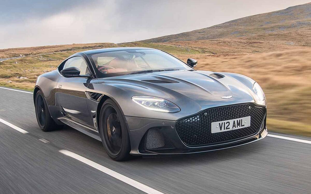3: Aston Martin DBS Superleggera