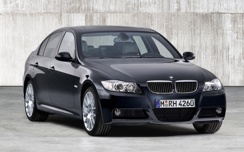 BMW 320si (from £4000)