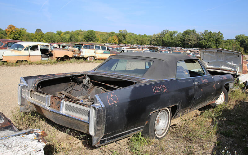 CADILLAC DEVILLE - 1965