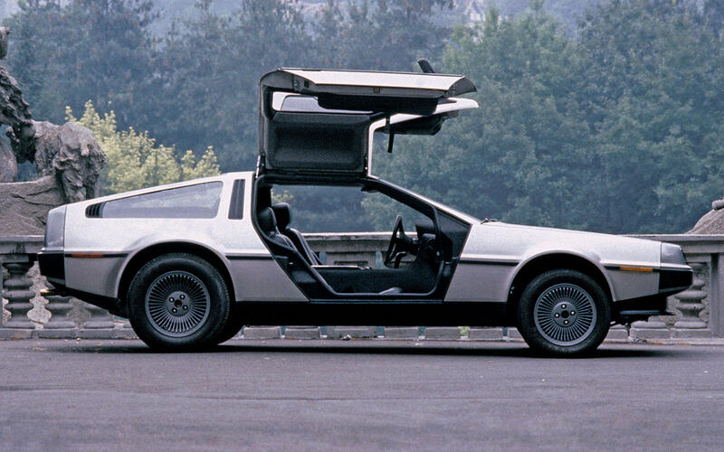 DeLorean DMC-12 (1981)