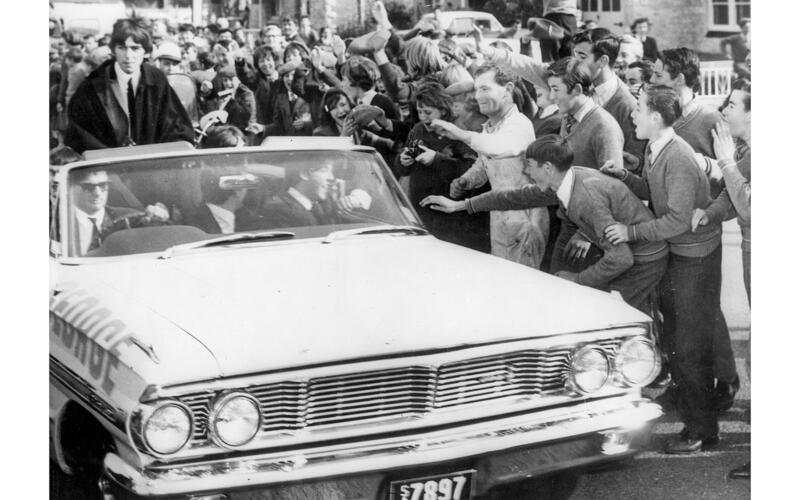 The Beatles – 1964 Ford Galaxie The Beatles – 1964 Ford Galaxie