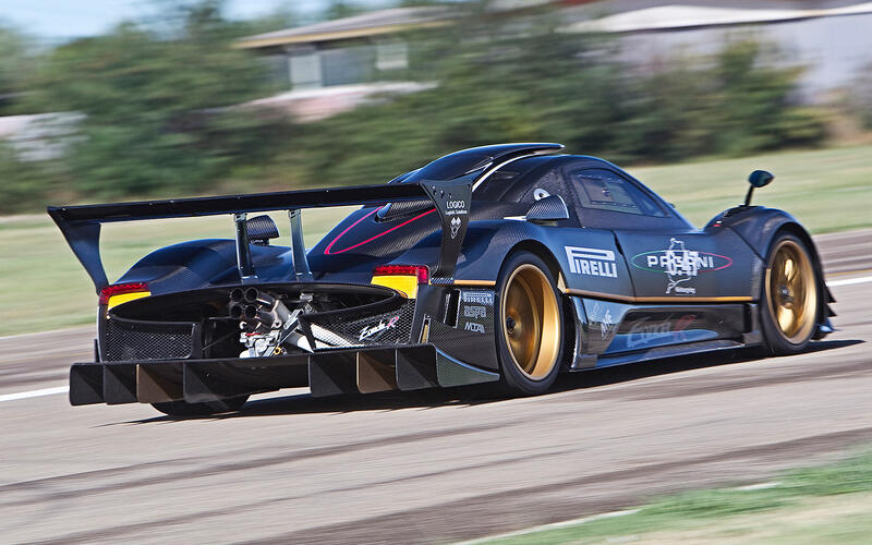 Pagani Zonda R (2009)