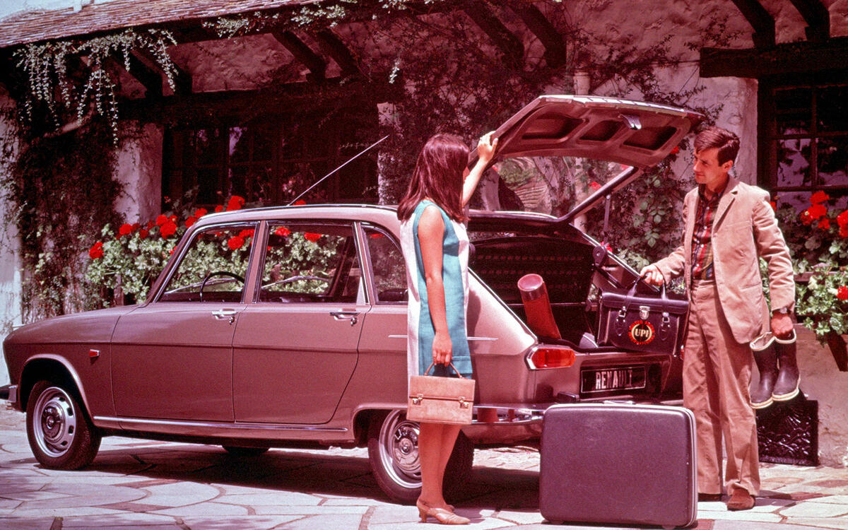Renault R16 (1965) Renault R16 (1965)